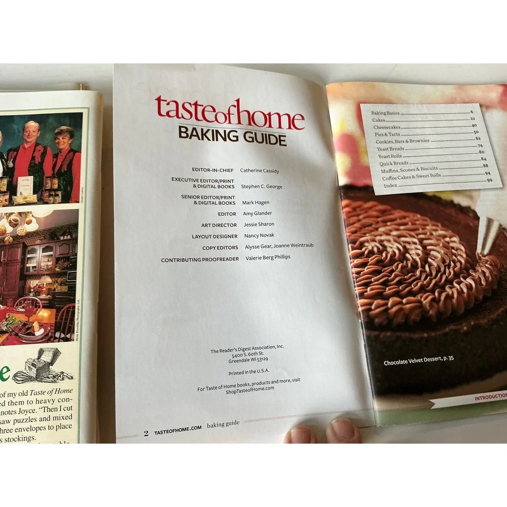 Taste of Home Vintage Y2K Cookbook Magazine Lot Baking Holiday Recipes Set of 7